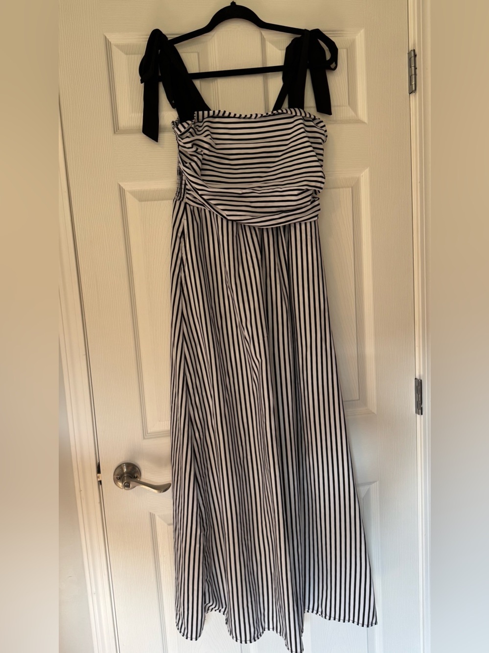 Jolie & Joy Black & White Striped Maxi Dress with Tie Shoulder Straps NWOT
